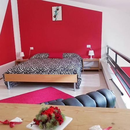 Honeycomb - Casa Vacanze Varèse Extérieur photo