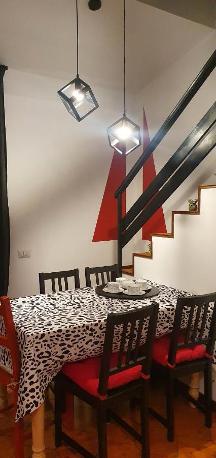 Honeycomb - Casa Vacanze Varèse Extérieur photo